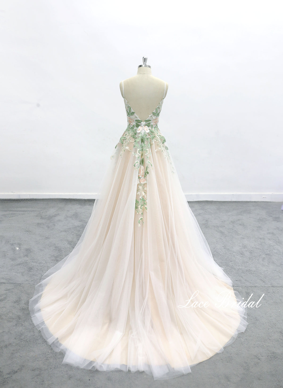 Light pink wedding dress, lace wedding dress, custom-made wedding dress