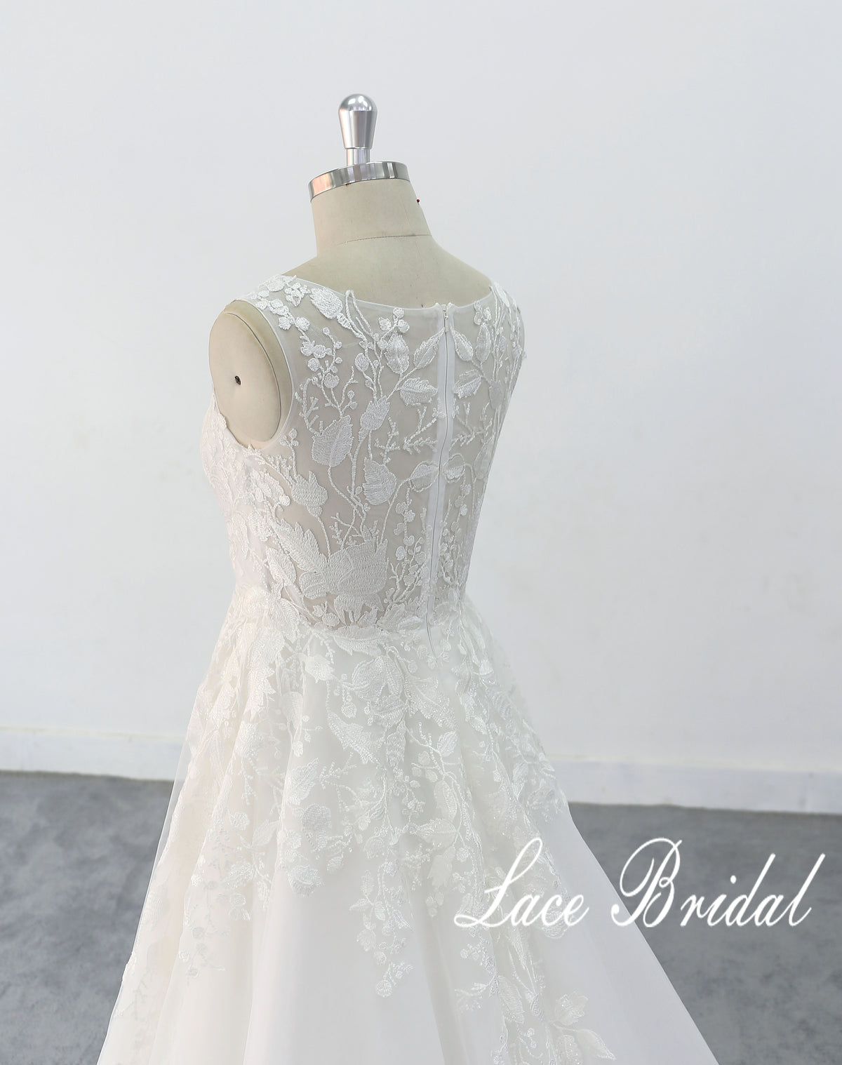 Gray and blue color-blocked wedding dress, openwork corset-style wedding dress, custom-made wedding dress.