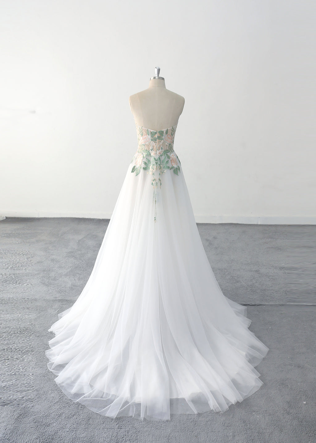 Ivory wedding dress, green lace wedding dress, custom-made wedding dress