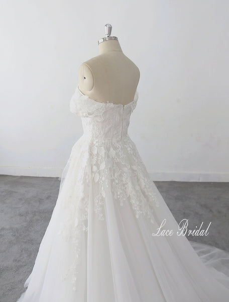 Ivory wedding dress, lace wedding dress, custom-made wedding dress