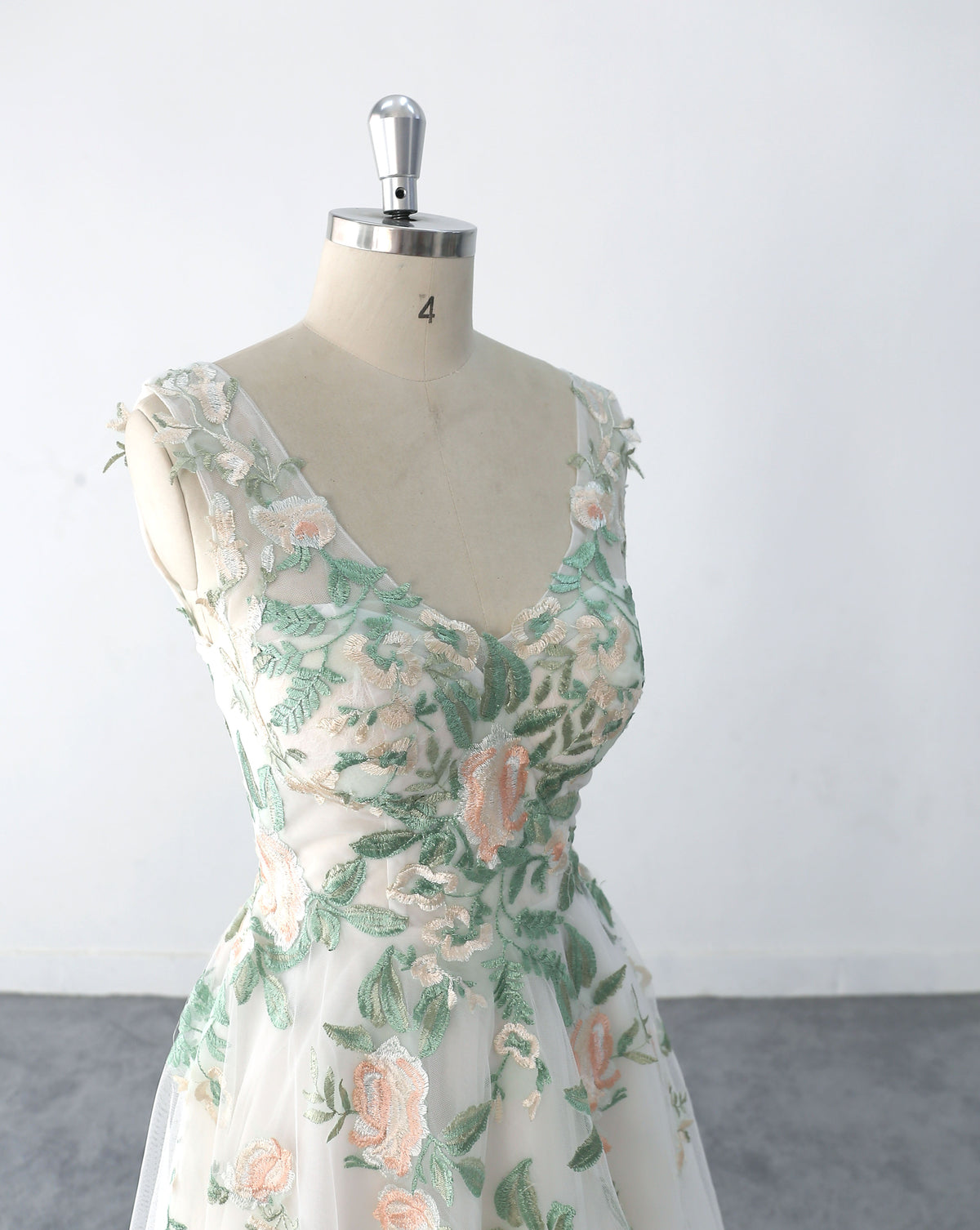 Ivory wedding dress, green lace wedding dress, custom-made wedding dress
