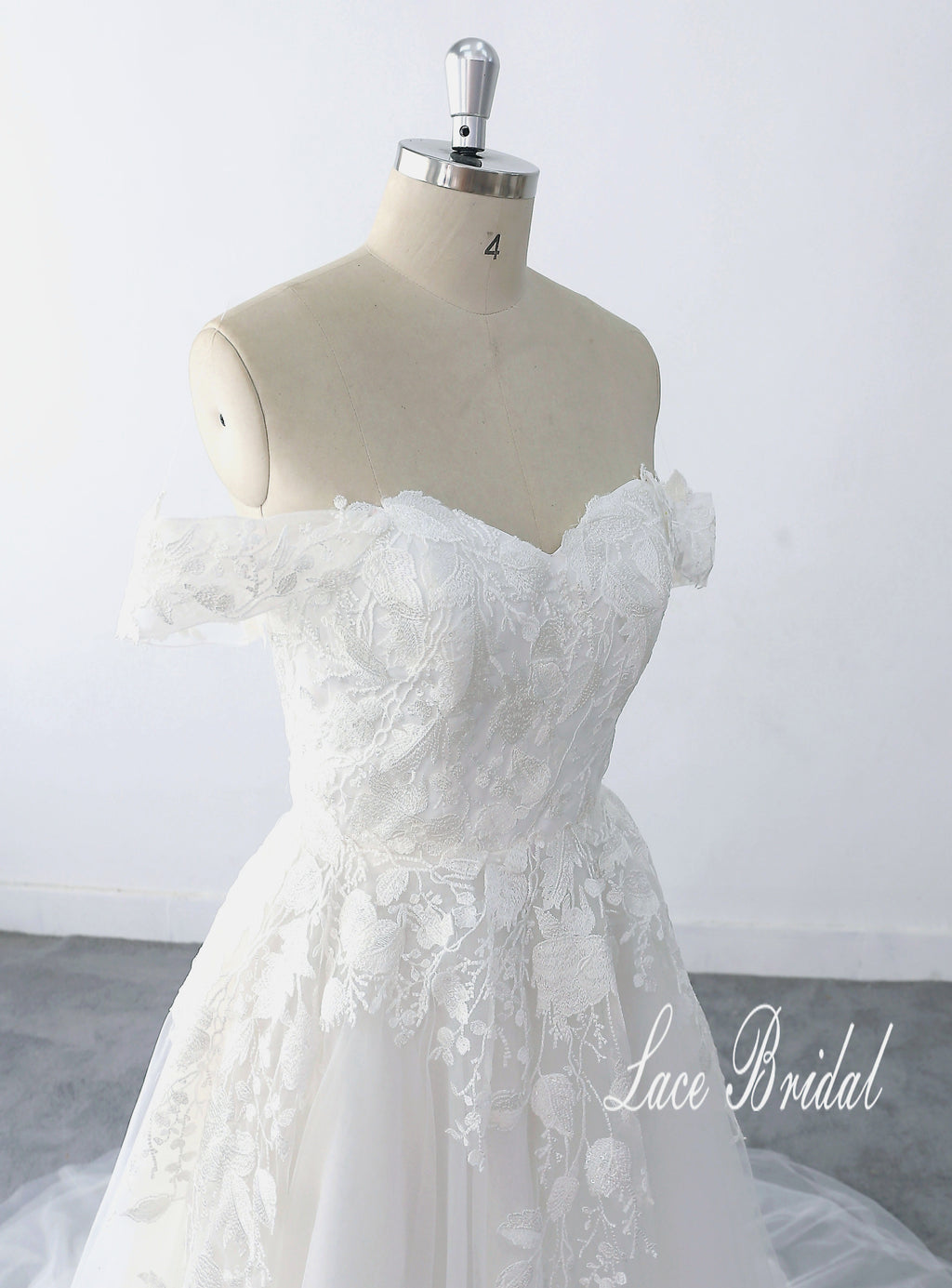 Ivory wedding dress, lace wedding dress, custom-made wedding dress
