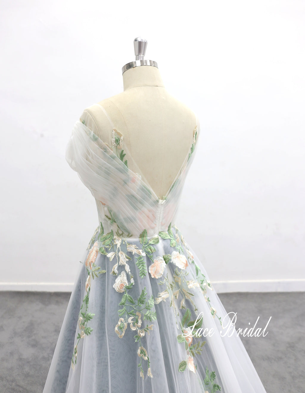 Light blue wedding dress, green lace wedding dress, custom-made wedding dress