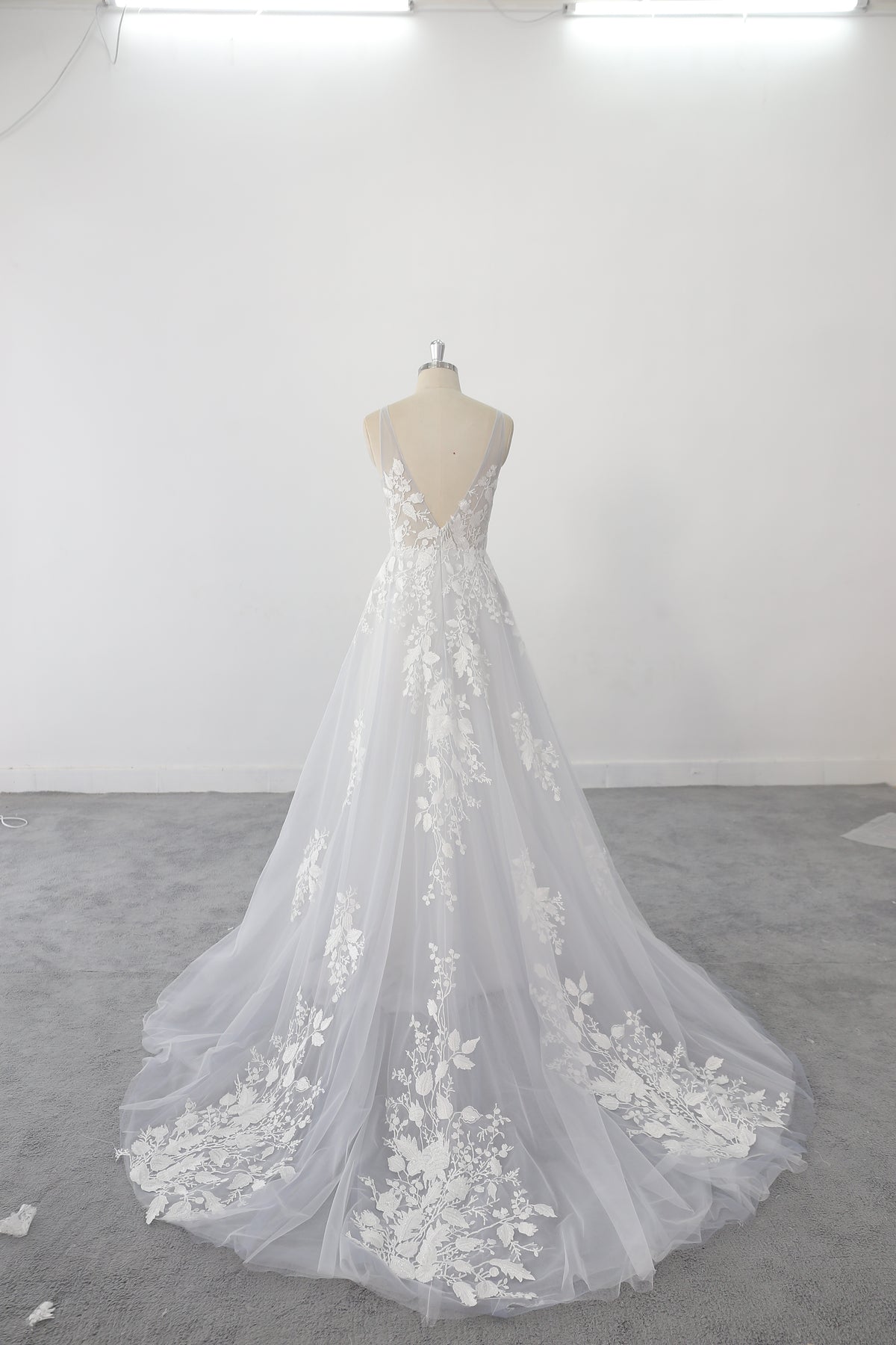 Ivory wedding dress, lace wedding dress, custom-made wedding dress