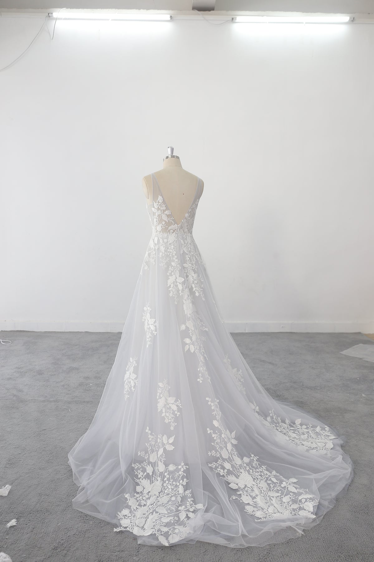 Ivory wedding dress, lace wedding dress, custom-made wedding dress
