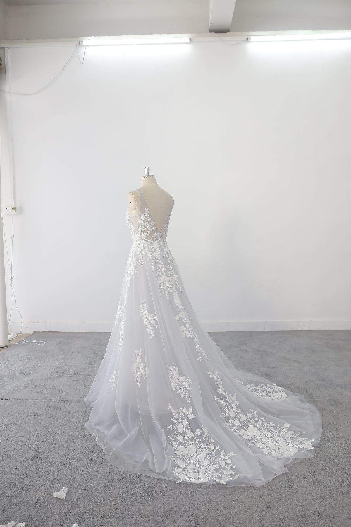 Ivory wedding dress, lace wedding dress, custom-made wedding dress
