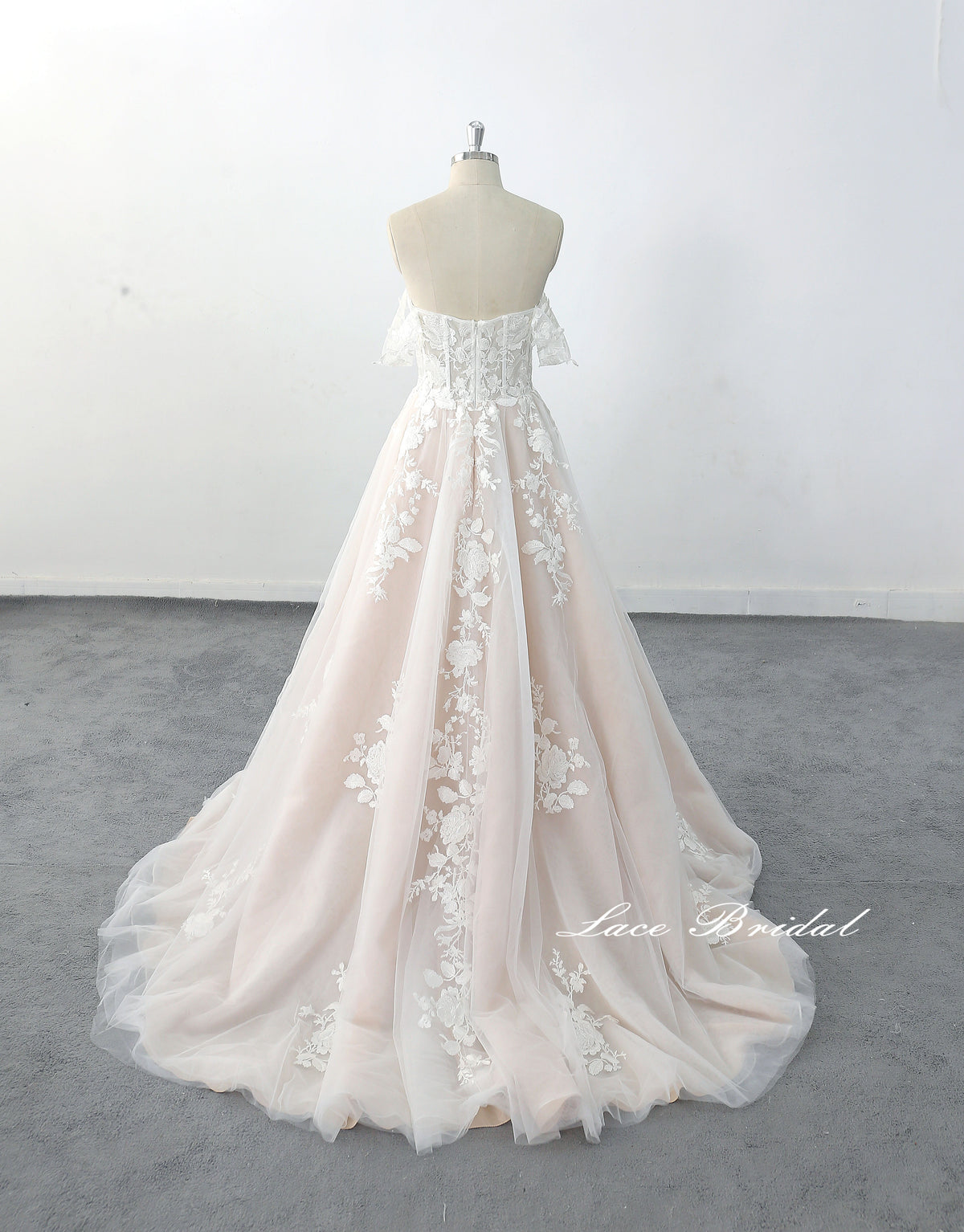 Light pink wedding dress, lace wedding dress, custom-made wedding dress