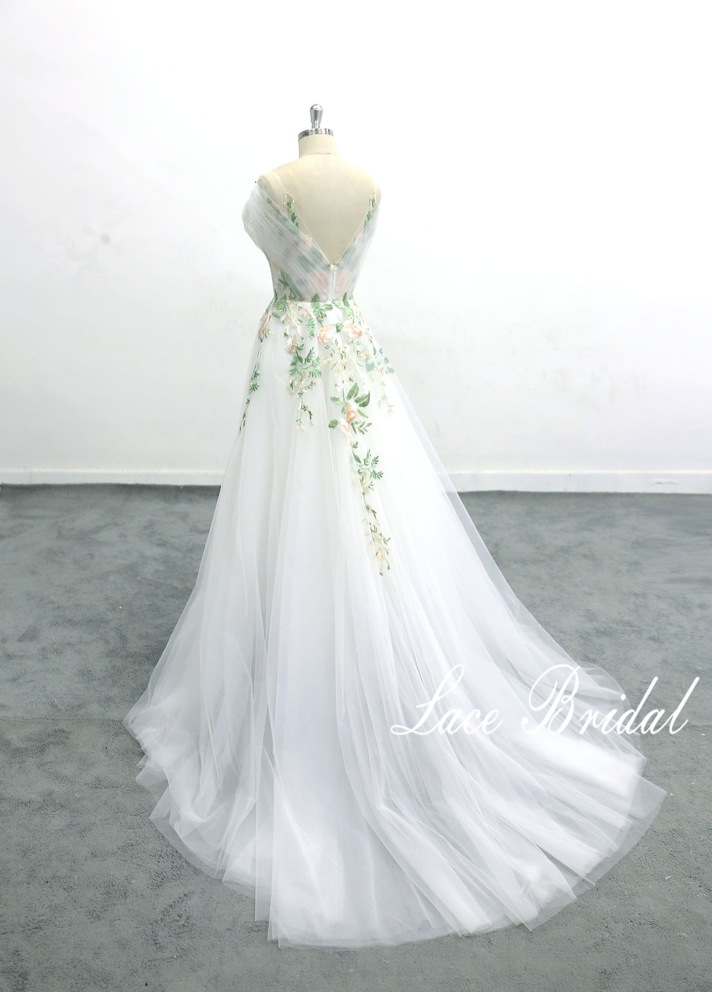 Ivory wedding dress, lace wedding dress, custom-made wedding dress