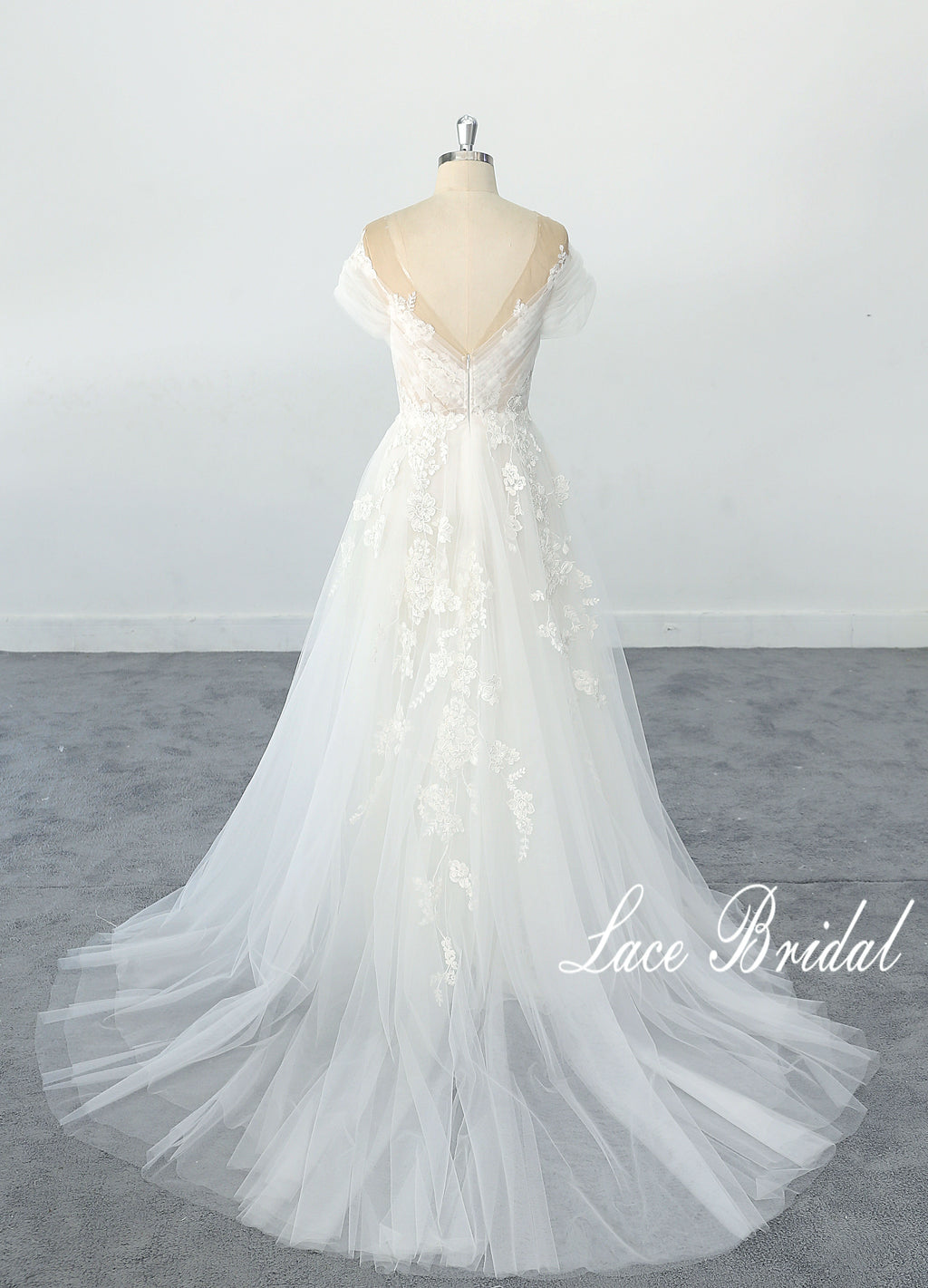 Ivory wedding dress, lace wedding dress, custom-made wedding dress