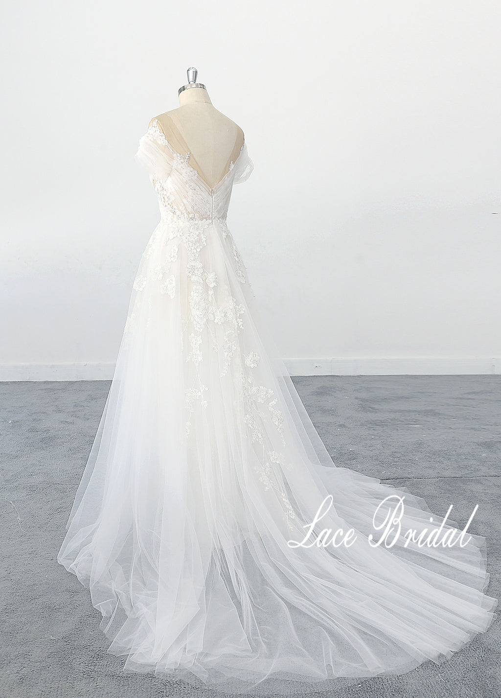 Ivory wedding dress, lace wedding dress, custom-made wedding dress