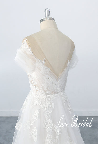 Ivory wedding dress, lace wedding dress, custom-made wedding dress