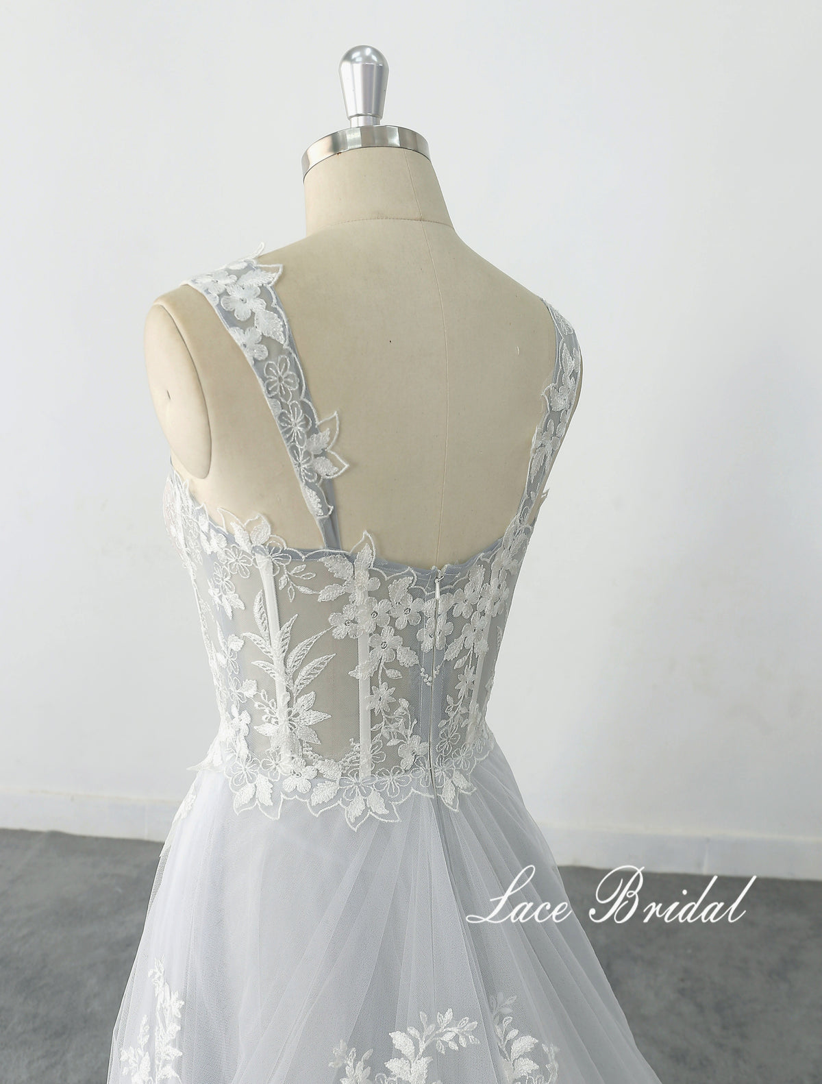Gray and blue color-blocked wedding dress, openwork corset-style wedding dress, custom-made wedding dress.