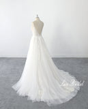 Off-white wedding dress, lace wedding dress, custom-made wedding dress