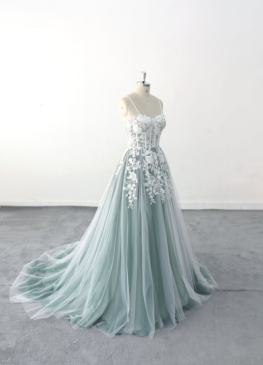 Dark green wedding dress, lace wedding dress, custom-made wedding dress