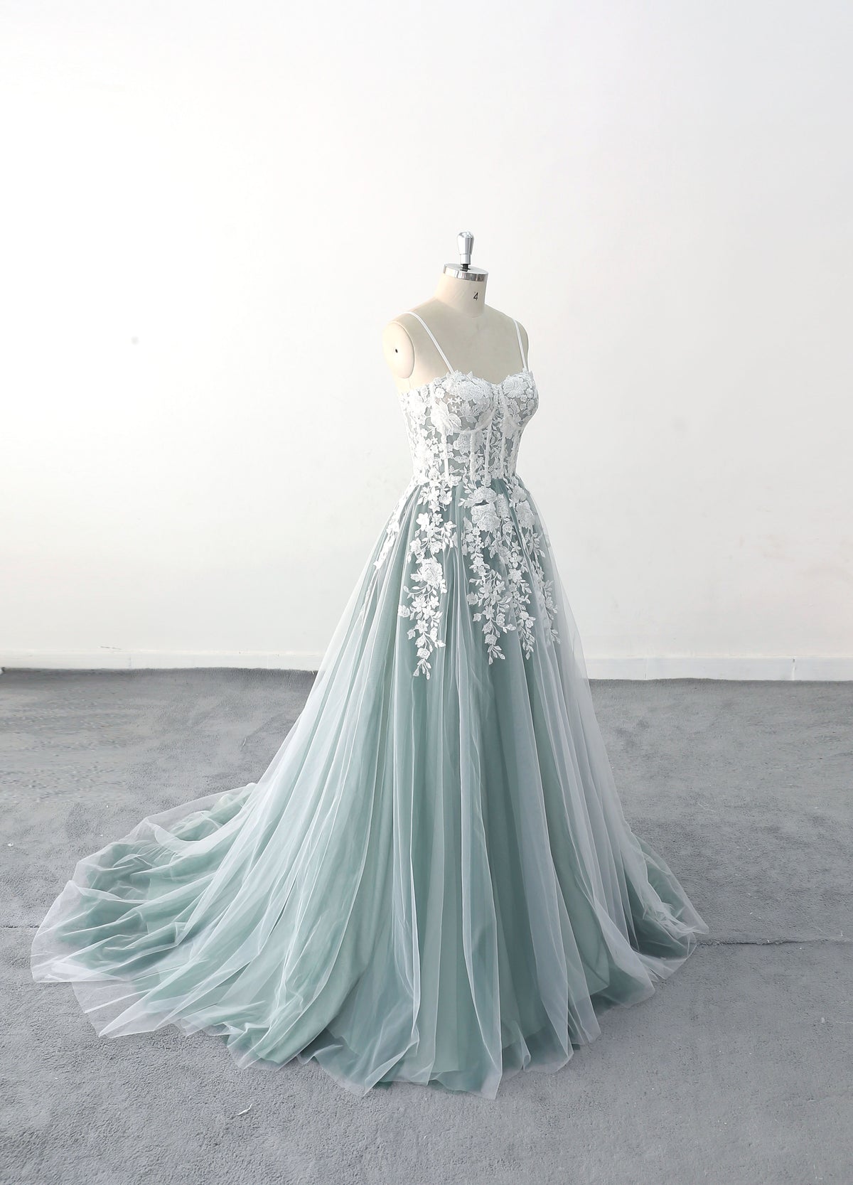 Dark green wedding dress, lace wedding dress, custom-made wedding dress