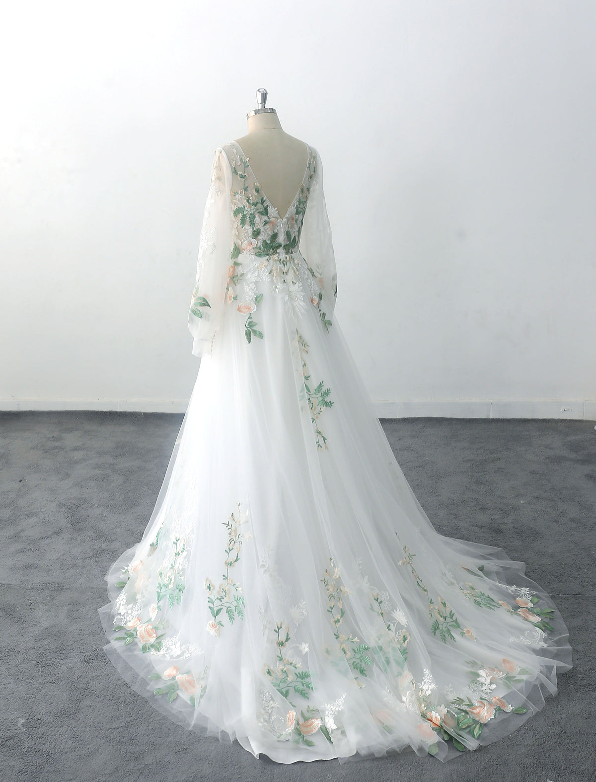 Ivory wedding dress, green lace wedding dress, custom-made wedding dress