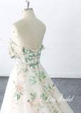 Light champagne wedding dress; custom-made wedding dress; green lace wedding dress; outdoor wedding dress.